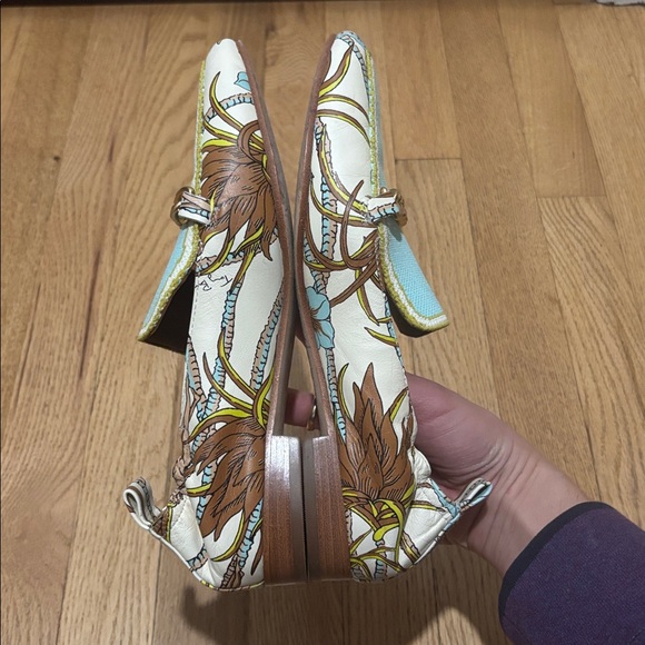 TORY BURCH Benton chain charm loafer - Picture 3 of 12